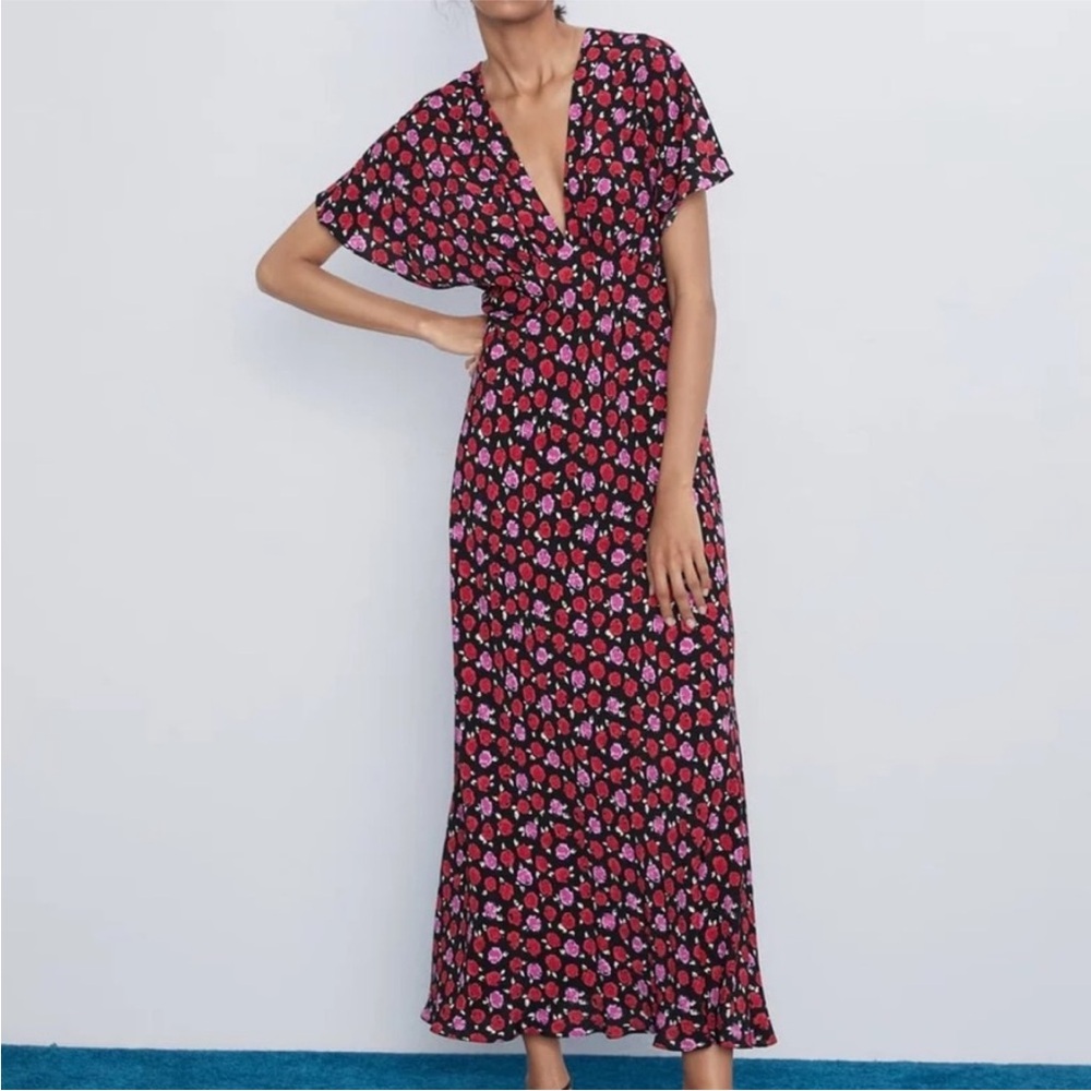 Zara Rosette Red and Pink Floral V-Neck Romantic Summer Maxi Dress Sz M
